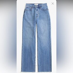 Abercrombie & Fitch Curve Love High Rise 90s Relaxed Jeans